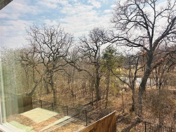 $2,700 | 4508 Hogan's Alley Drive, Arlington, TX 76001