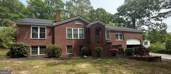 $294,000 | 411 Ridgecrest Drive, Elberton, GA 30635