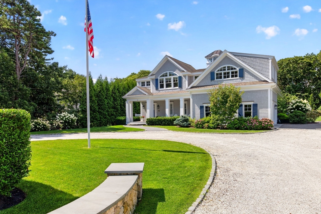 40 Middle Road Chatham, MA 02650 - Photo 3 of 42 Gallery Image 3