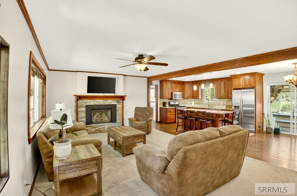 1364 Mink Creek Road Pocatello, ID 83204 - Photo 3 of 55