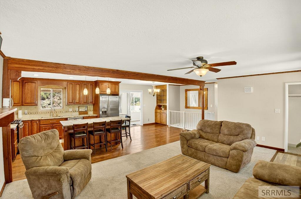 1364 Mink Creek Road Pocatello, ID 83204 - Photo 5 of 55