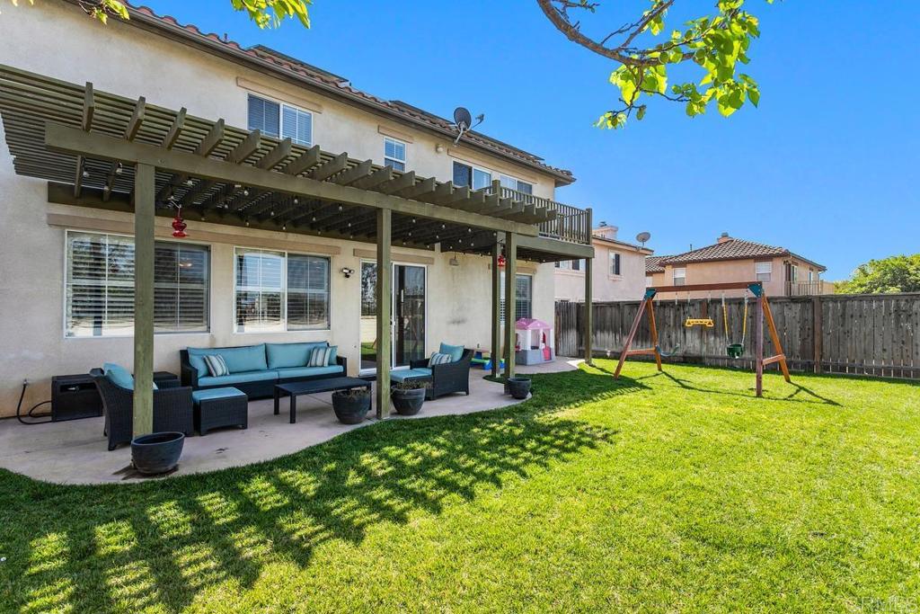 1071 Greenway Road Oceanside, CA 92057 - Photo 31 of 43