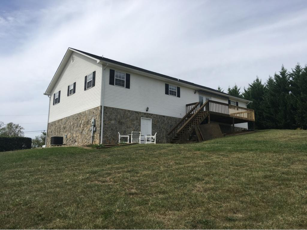 1555 Jim Fox Road Greeneville, TN 37743 - Photo 10 of 10 Rear