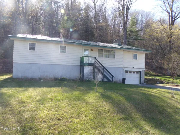 $159,900 | 55 Old Corinth Road, Hadley, NY 12835