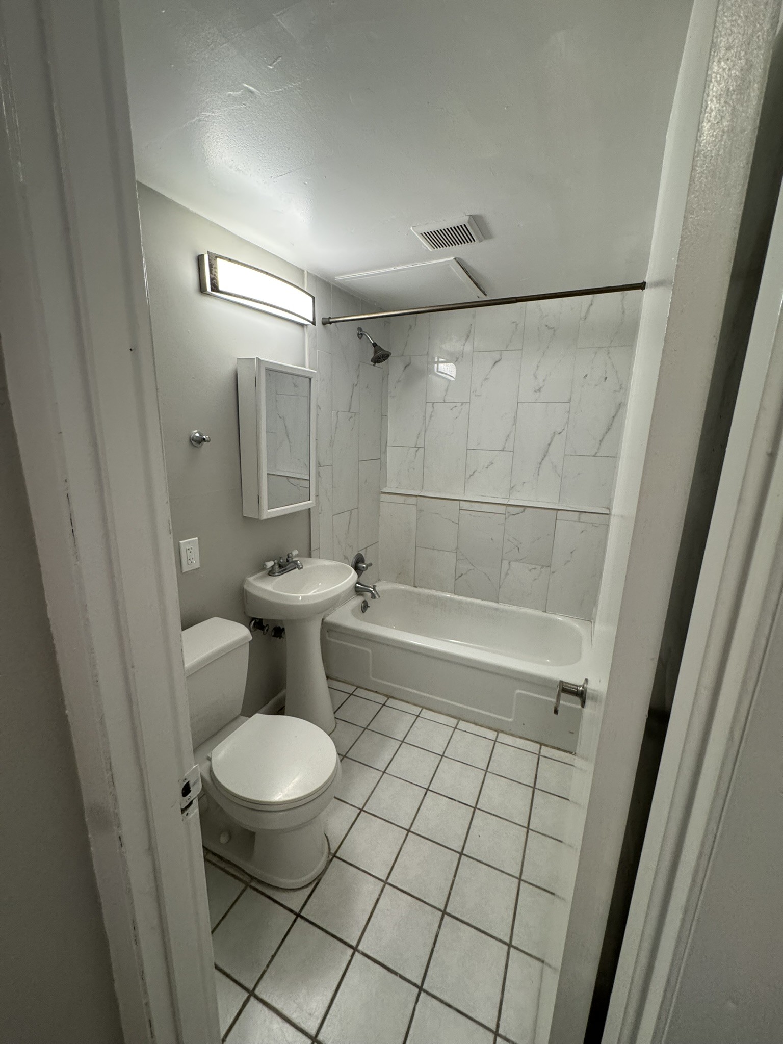 550 Harding Place, Unit F101 Nashville, TN 37211 - Photo 9 of 12