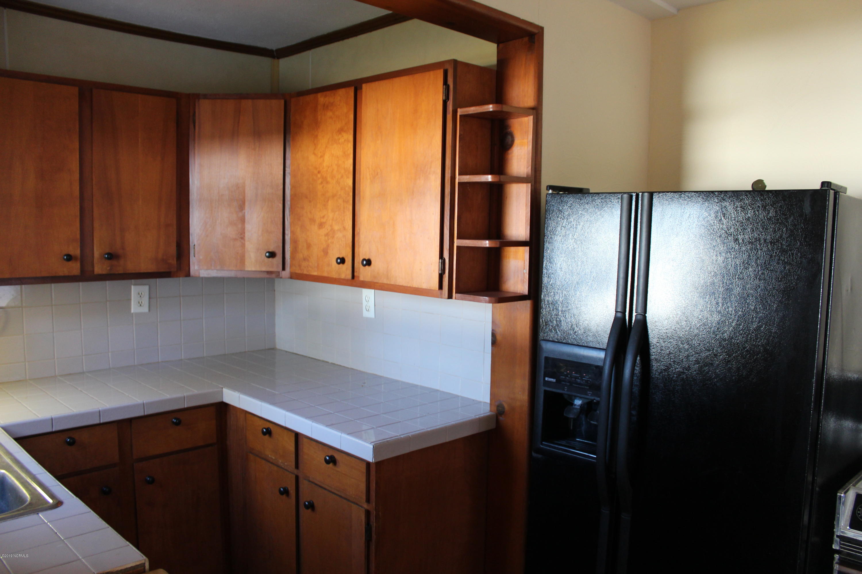 1329 Newport Loop Road Newport, NC 28570 - Photo 7 of 23 Kitchen View 4