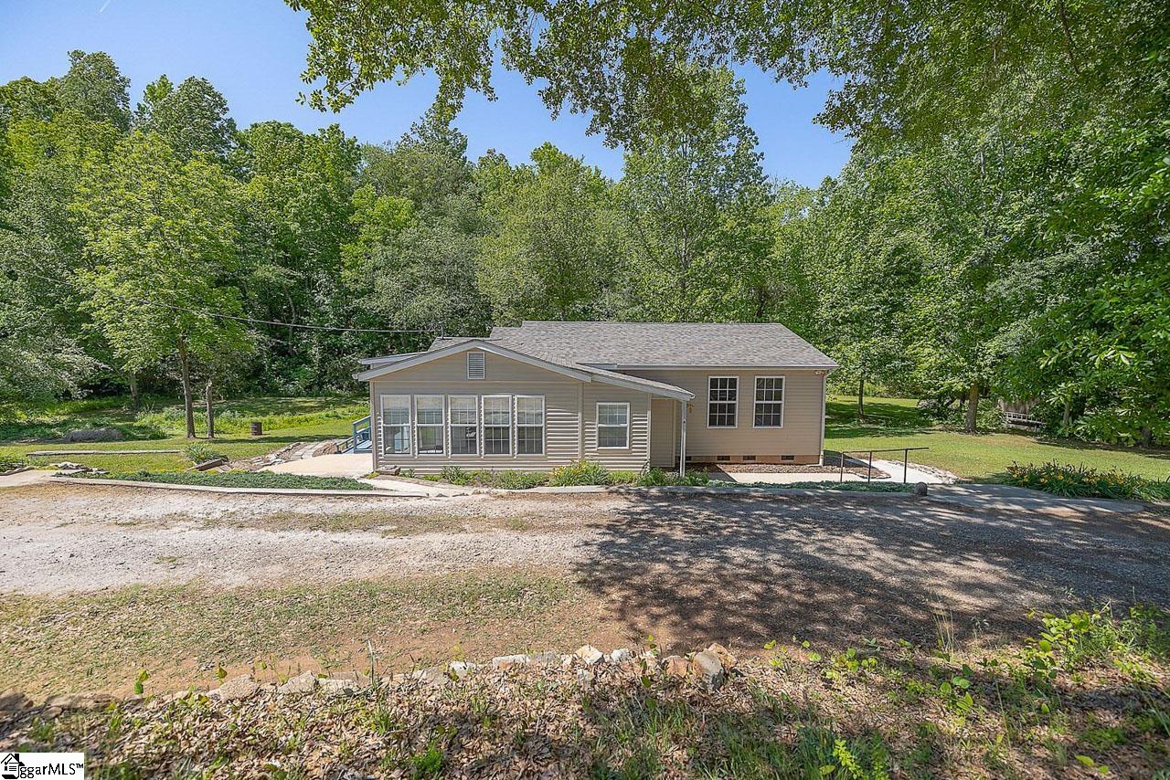 713 Johnson Road Easley, SC 29642 - Photo 1 of 36 Gallery Image 1