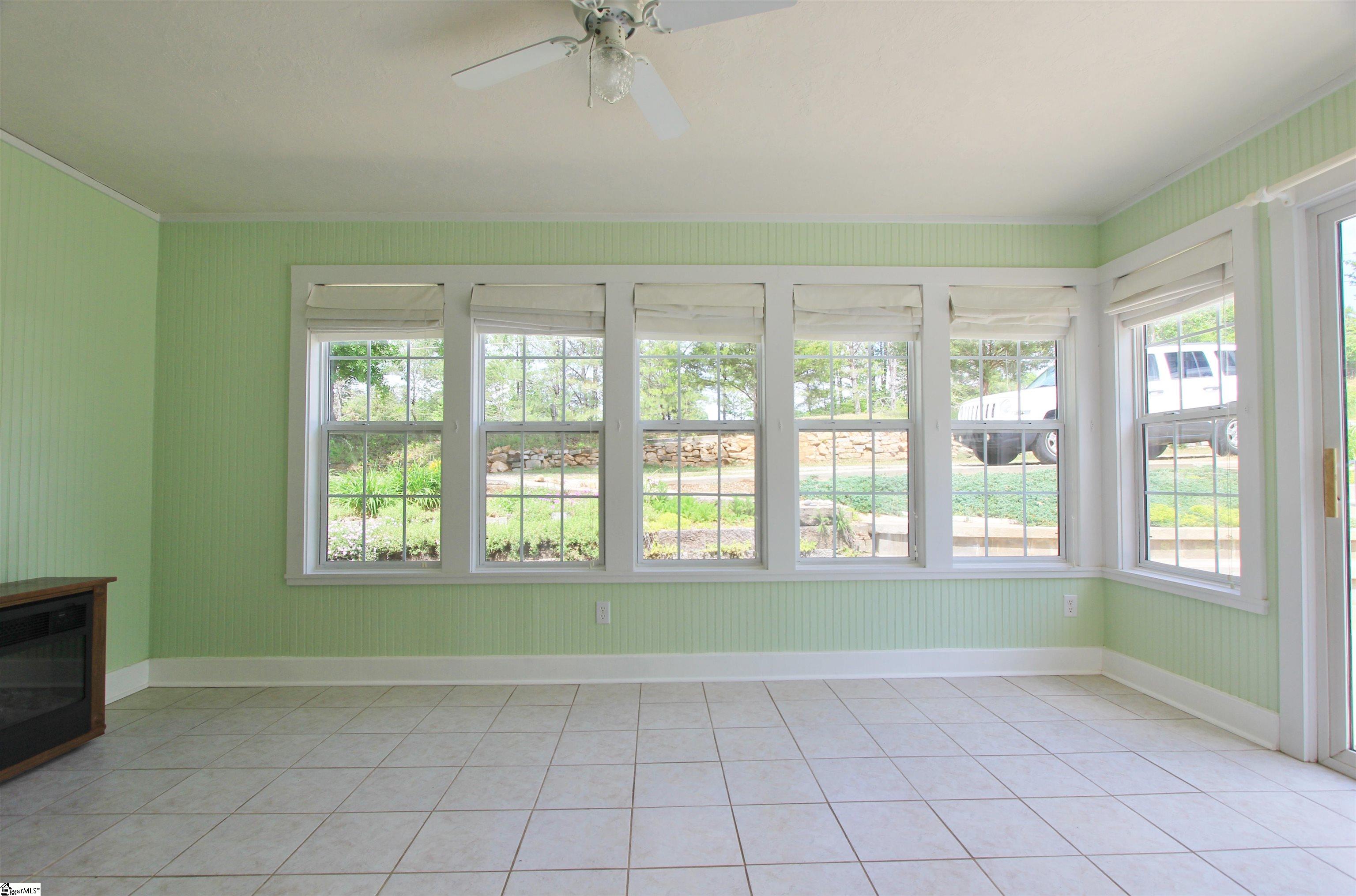 713 Johnson Road Easley, SC 29642 - Photo 16 of 36 Gallery Image 16