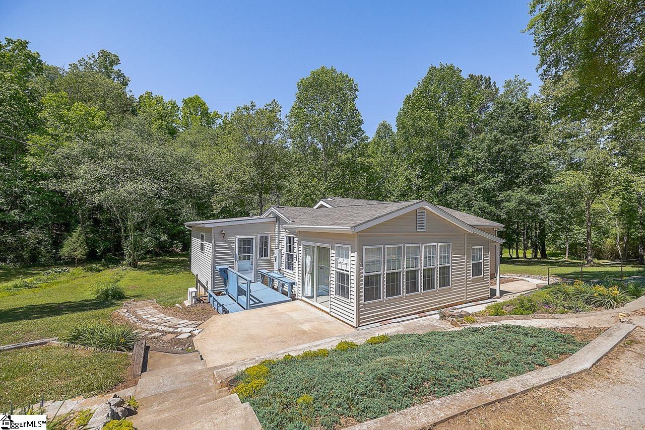 713 Johnson Road Easley, SC 29642 - Photo 2 of 36 Gallery Image 2