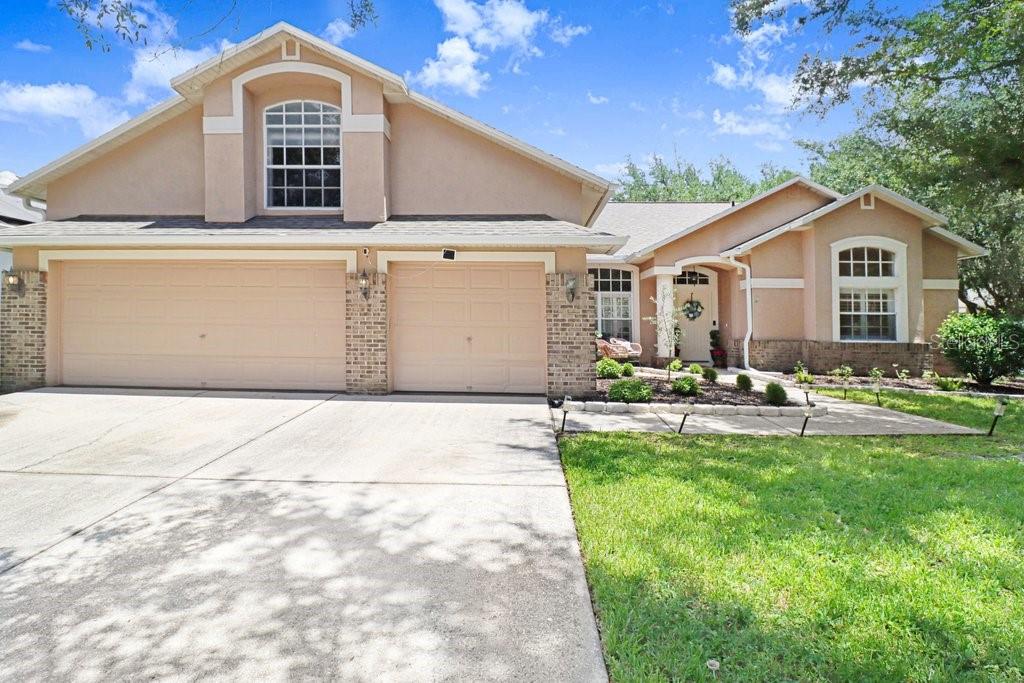 8612 Swann Ridge Court Tampa, FL 33647 - Photo 1 of 30