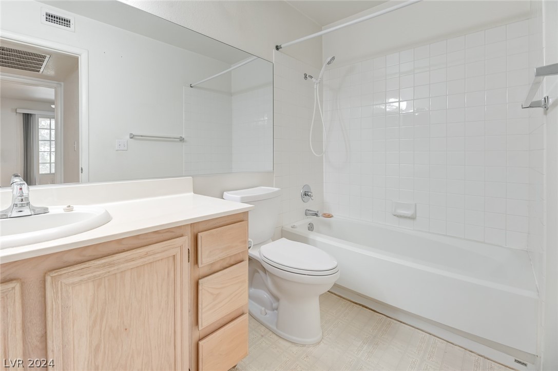 1908 Rio Canyon Court, Unit 202 Las Vegas, NV 89128 - Photo 21 of 29 HALL BATH WTH TUB/SHOWER COMBO