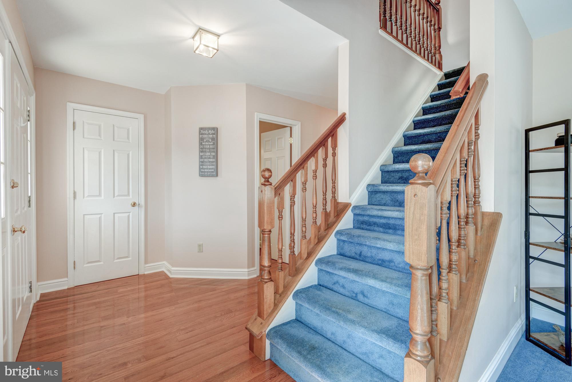 21 Oakview Drive Newark, DE 19702 - Photo 16 of 65 a view of entryway with wooden floor