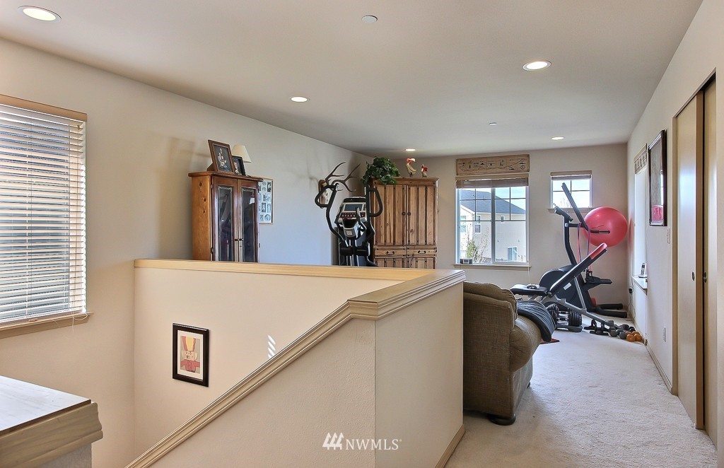 3101 Walker Road DuPont, WA 98327 - Photo 10 of 17