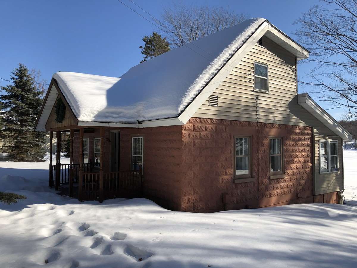 8763 Clam Lake Road Bellaire, MI 49615 - Photo 7 of 25 1859226-6.JPG
