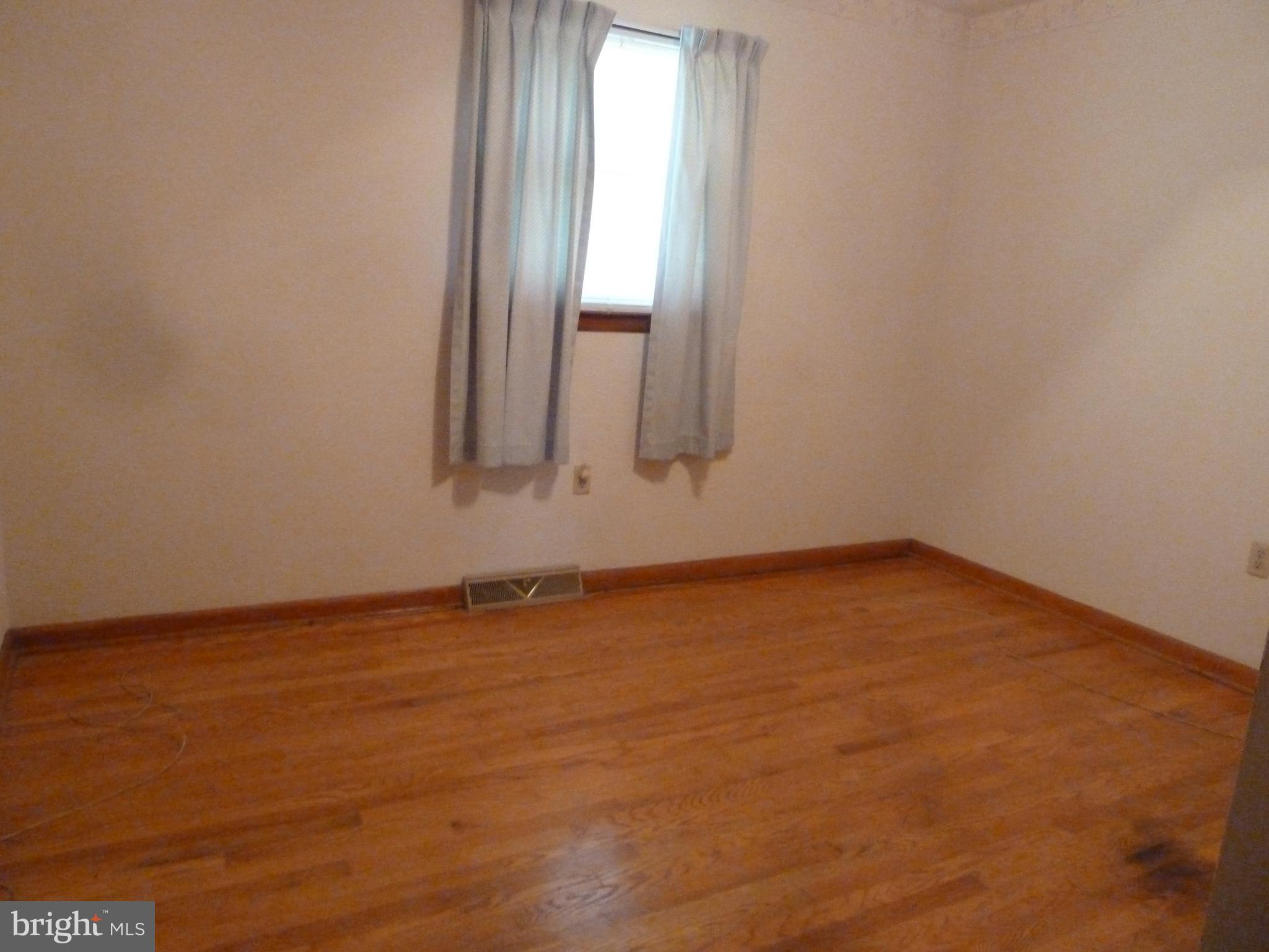 18506 Lappans Road Boonsboro, MD 21713 - Photo 12 of 21 Bedroom