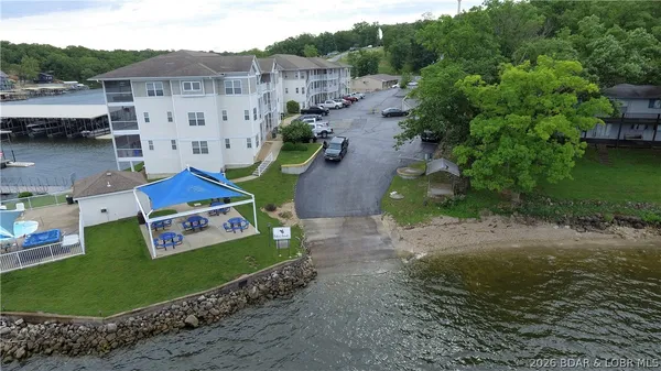 $575,000 | 4925 Robins Circle, Unit 3A, Osage Beach, MO 65065