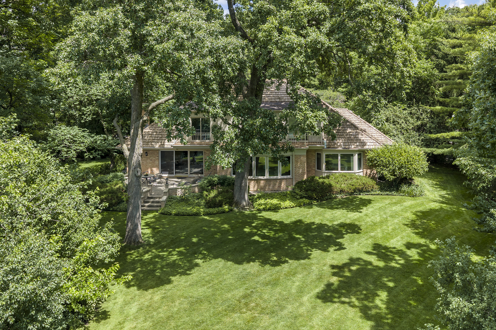 48 Indian Hill Road Winnetka, IL 60093 - Photo 4 of 26