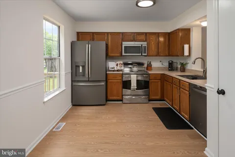 $450,000 | 8440 Oak Bush Terrace, Columbia, MD 21045