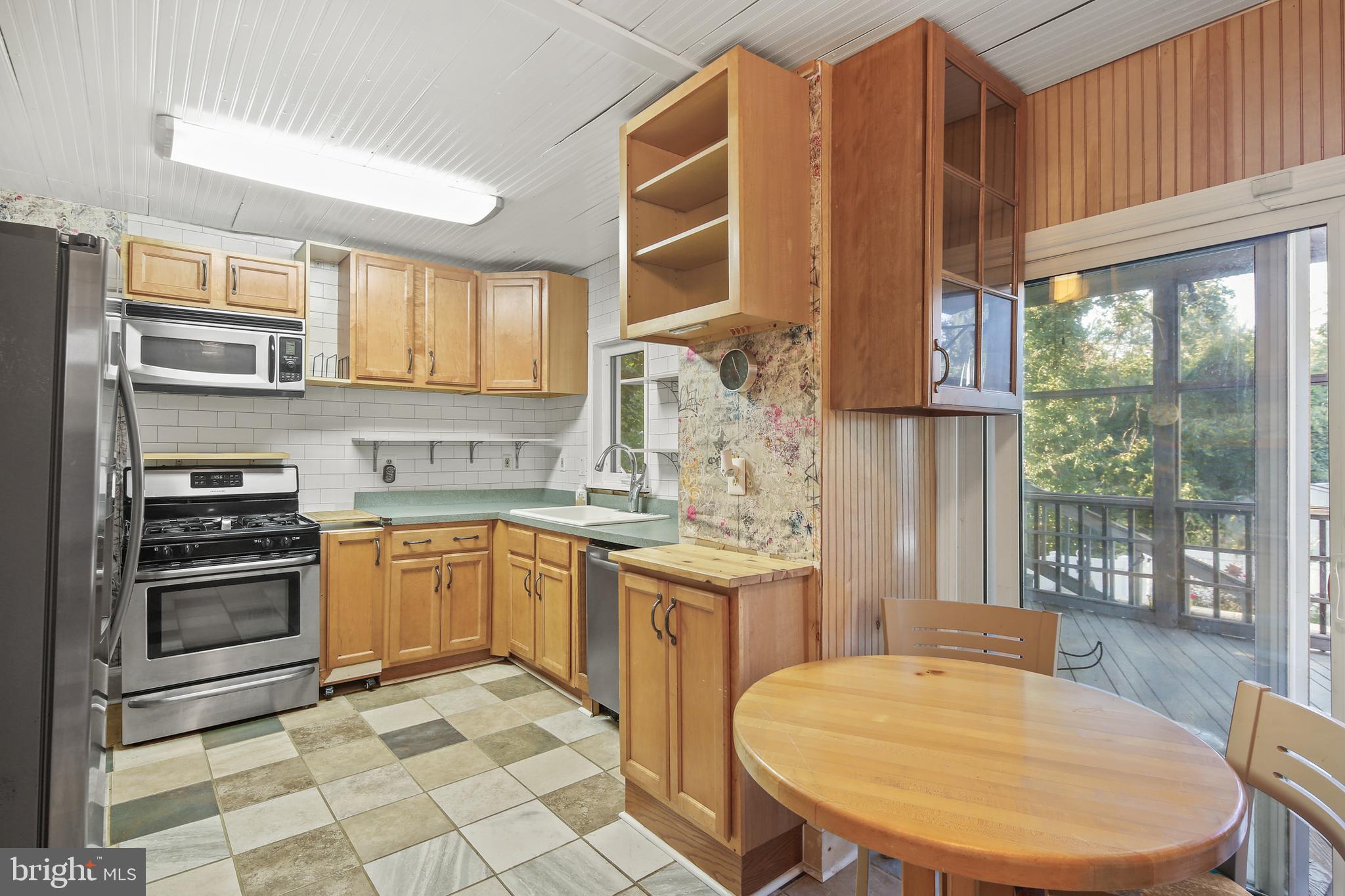 54 Ritters Lane Owings Mills, MD 21117 - Photo 6 of 33 Gallery Image 6