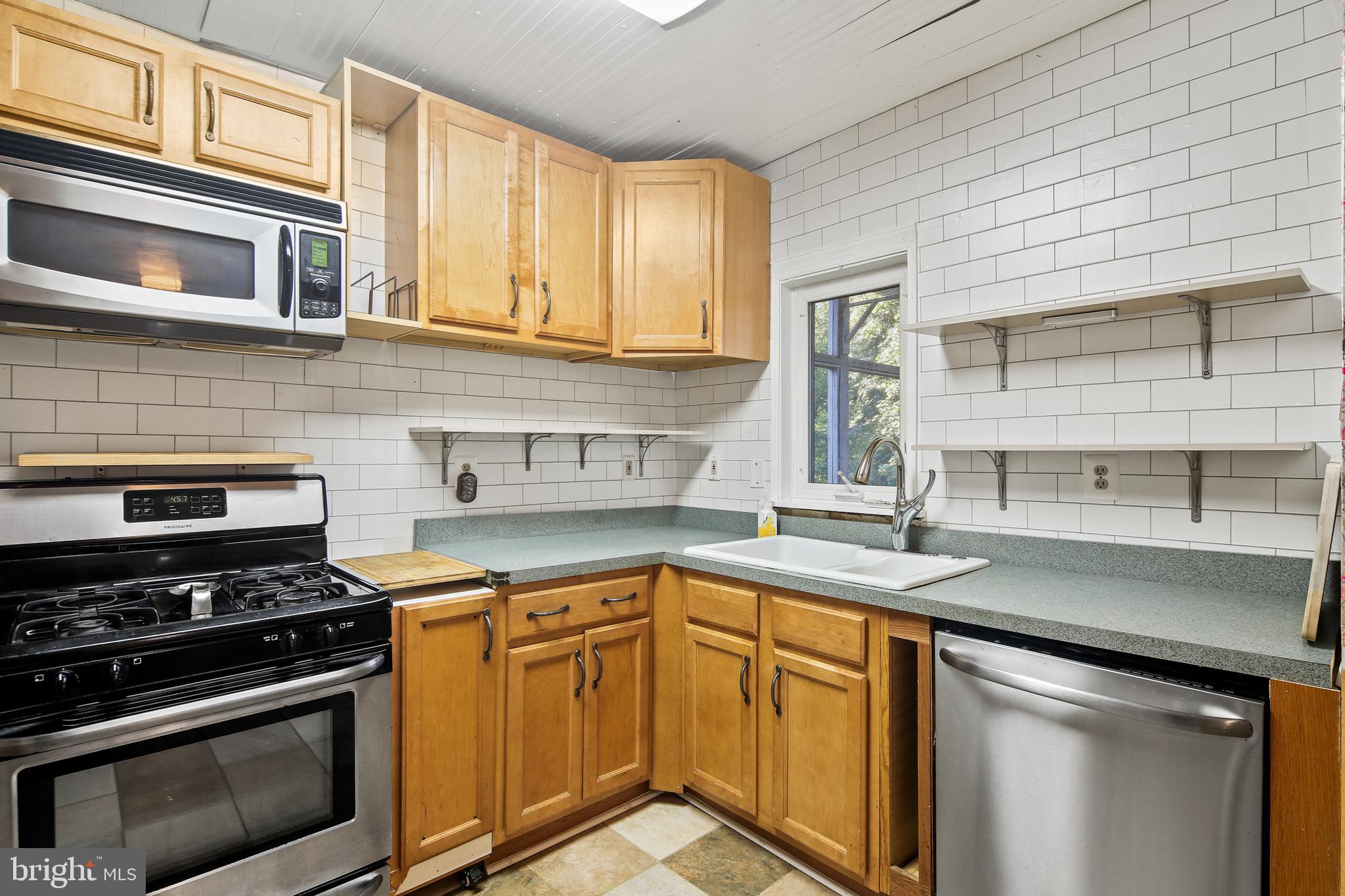 54 Ritters Lane Owings Mills, MD 21117 - Photo 8 of 33 Gallery Image 8