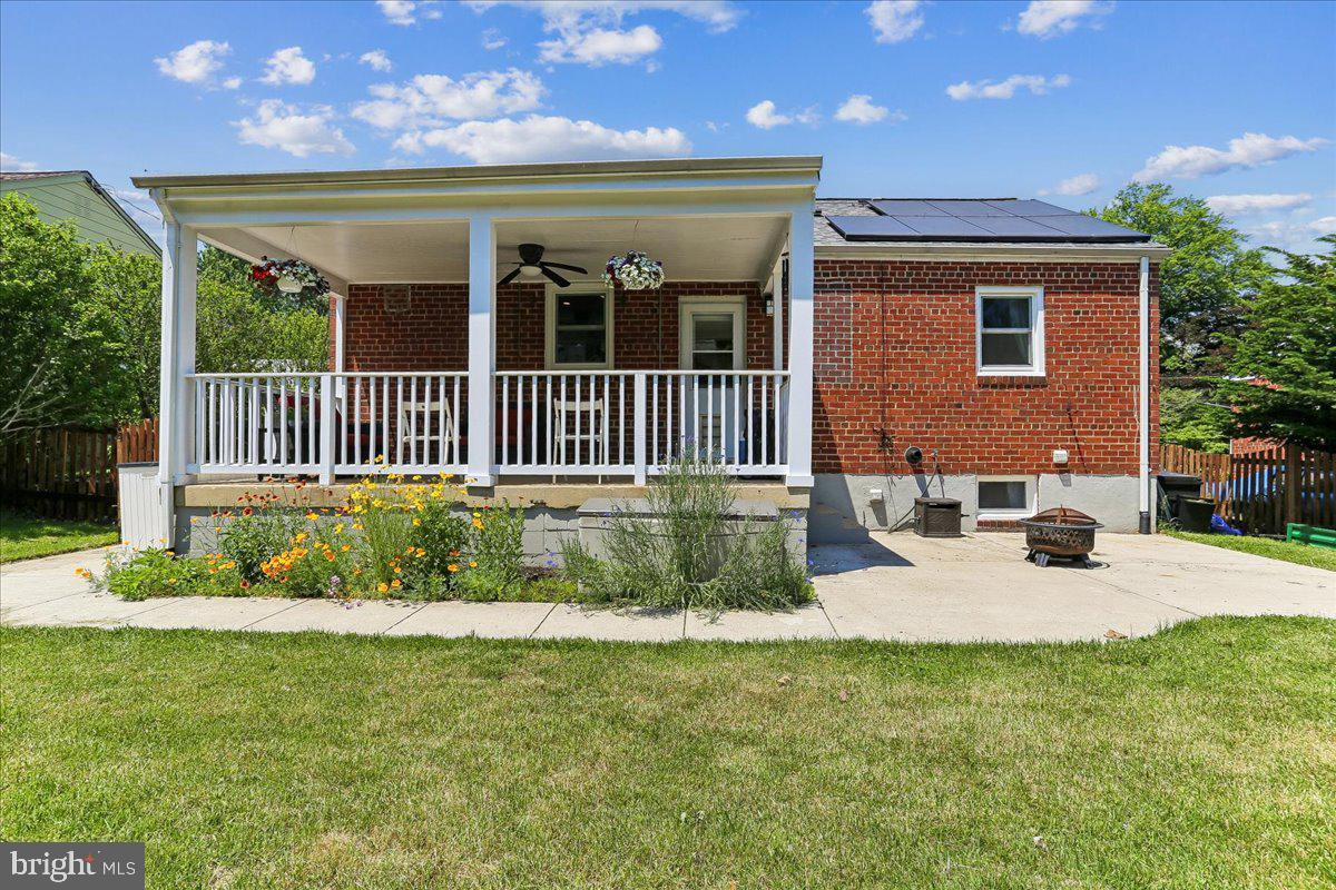 1504 Crest Road Silver Spring, MD 20902 - Photo 2 of 52