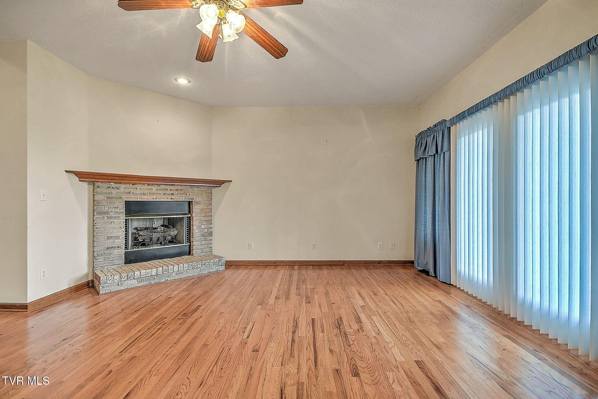 171 Rosecliff Drive Fall Branch, TN 37656 - Photo 15 of 57 15-web-or-mls-Rosecliff GC-15