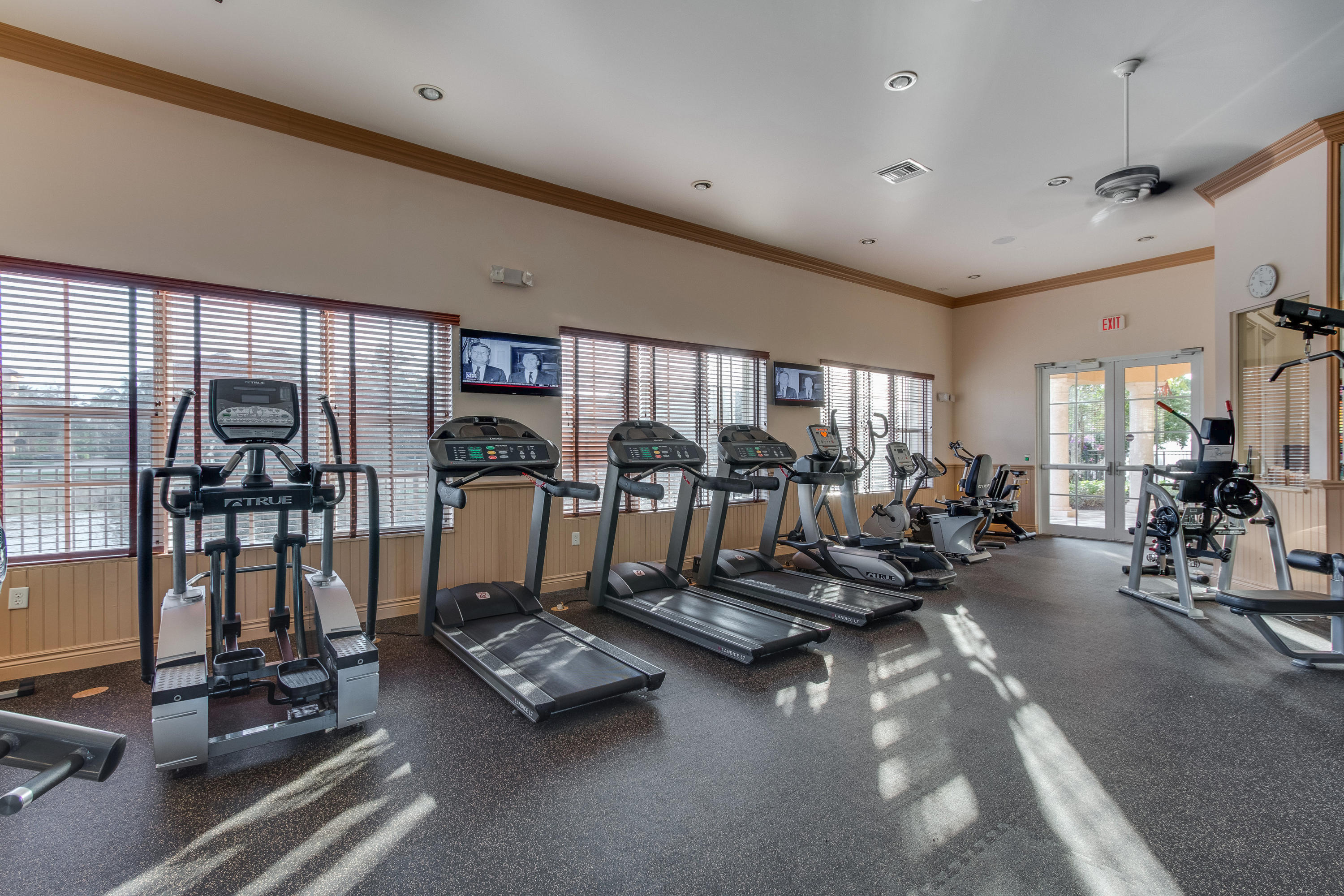 2701 Ravella Way Palm Beach Gardens, FL 33410 - Photo 28 of 28 untitled-28