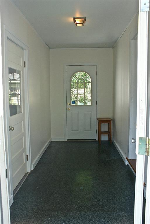 2 Oakwood Road Cape Elizabeth, ME 04107 - Photo 6 of 17 Mud Room
