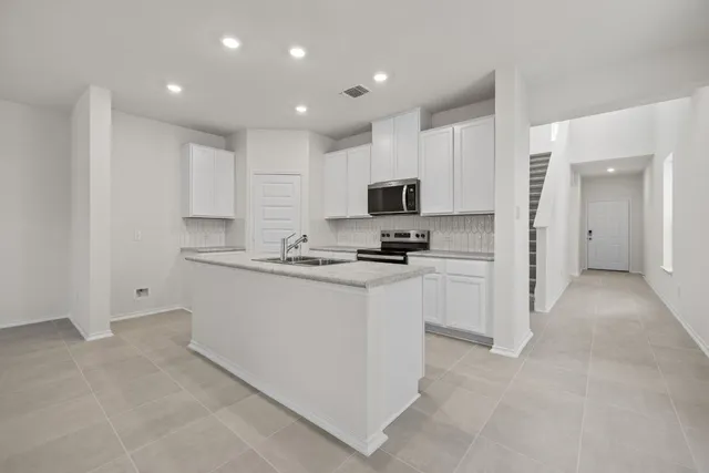 $317,315 | 248 Feathers Street, Jarrell, TX 76537