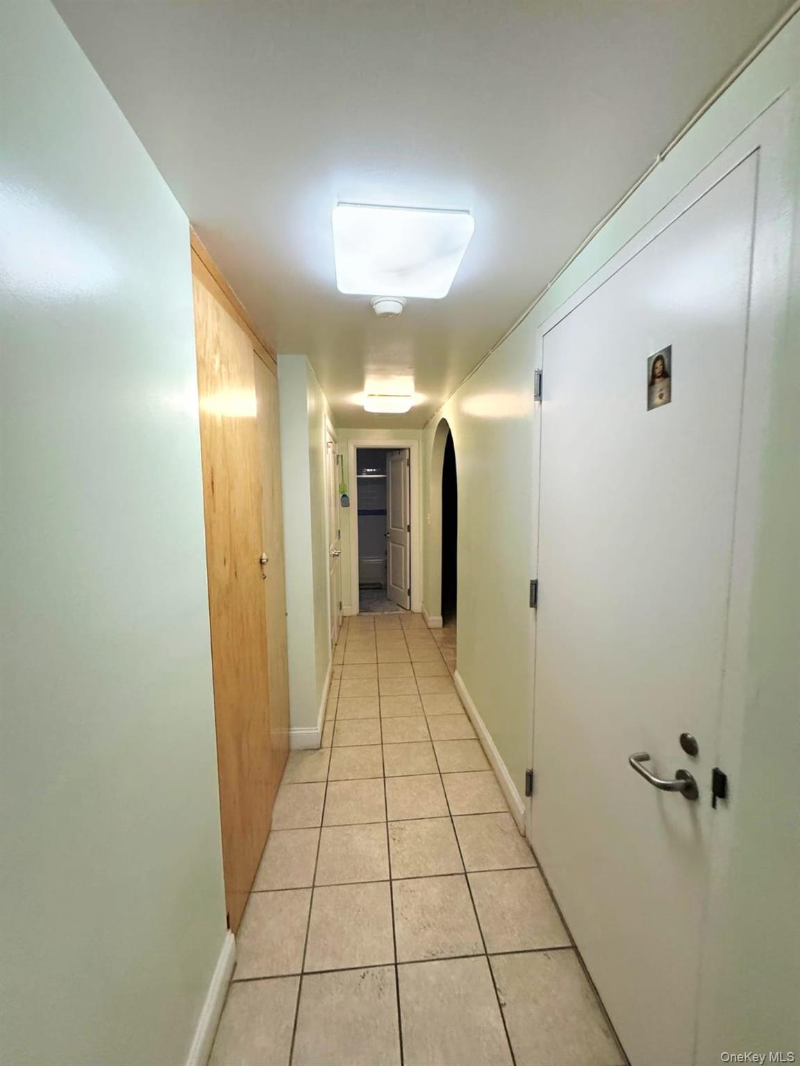 1231 Putnam Avenue Brooklyn, NY 11221 - Photo 5 of 20 a view of a hallway