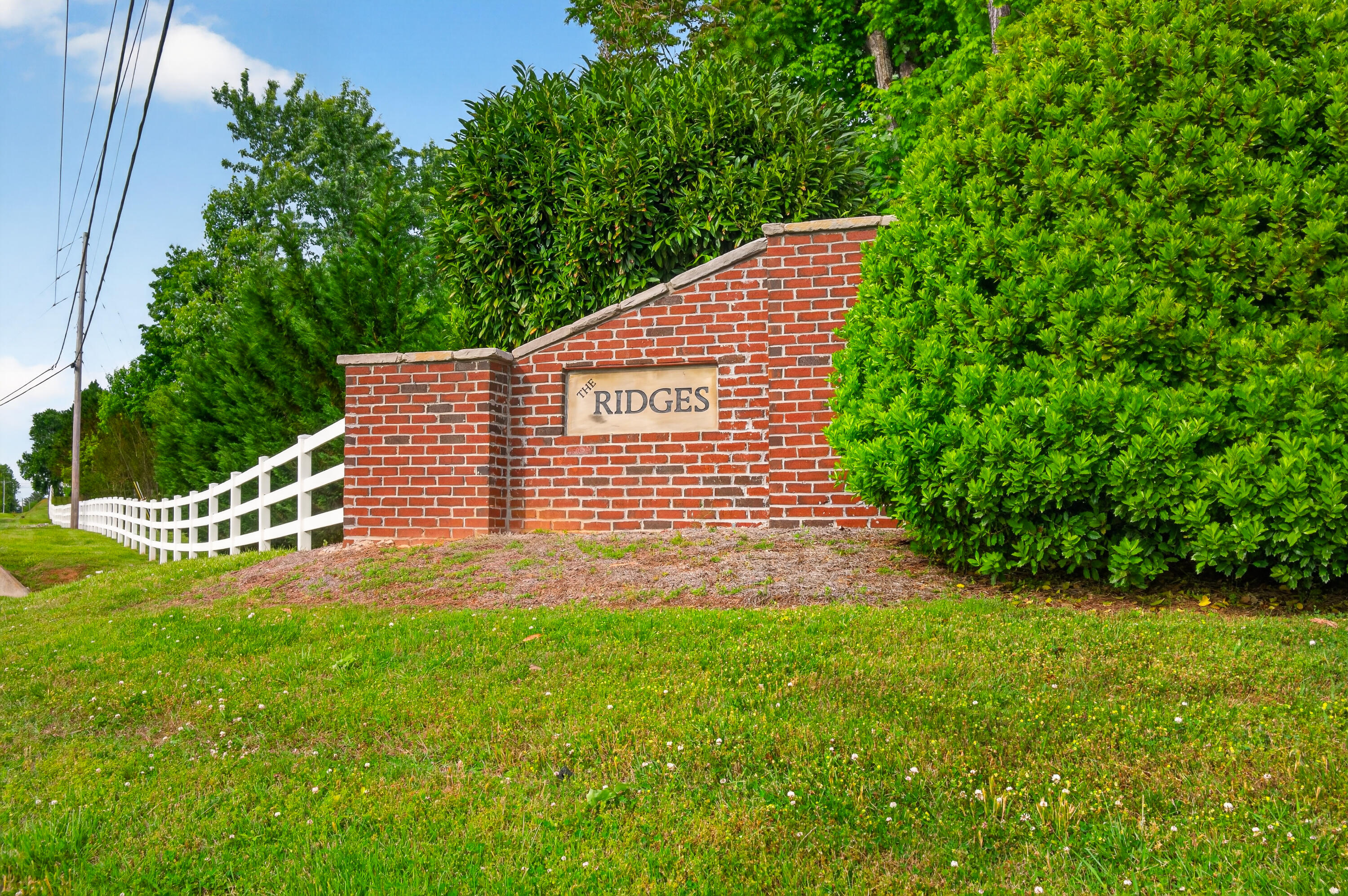 111 Will Ridge Drive Ringgold, GA 30736 - Photo 5 of 50 Located in Popular The Ridges Community