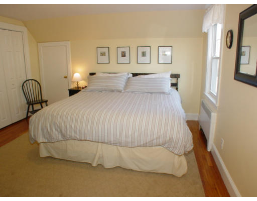 16 Chandler Road Andover, MA 01810 - Photo 9 of 20 Gallery Image 9