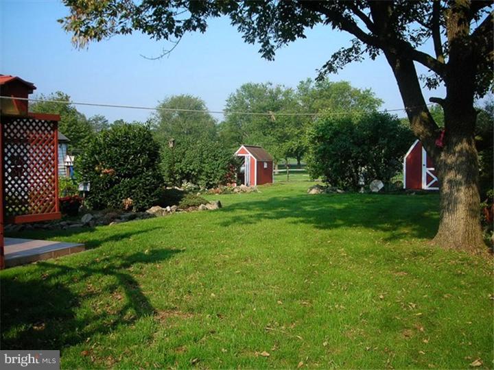 37 Merkel Road Gilbertsville, PA 19525 - Photo 22 of 25 Gallery Image 22