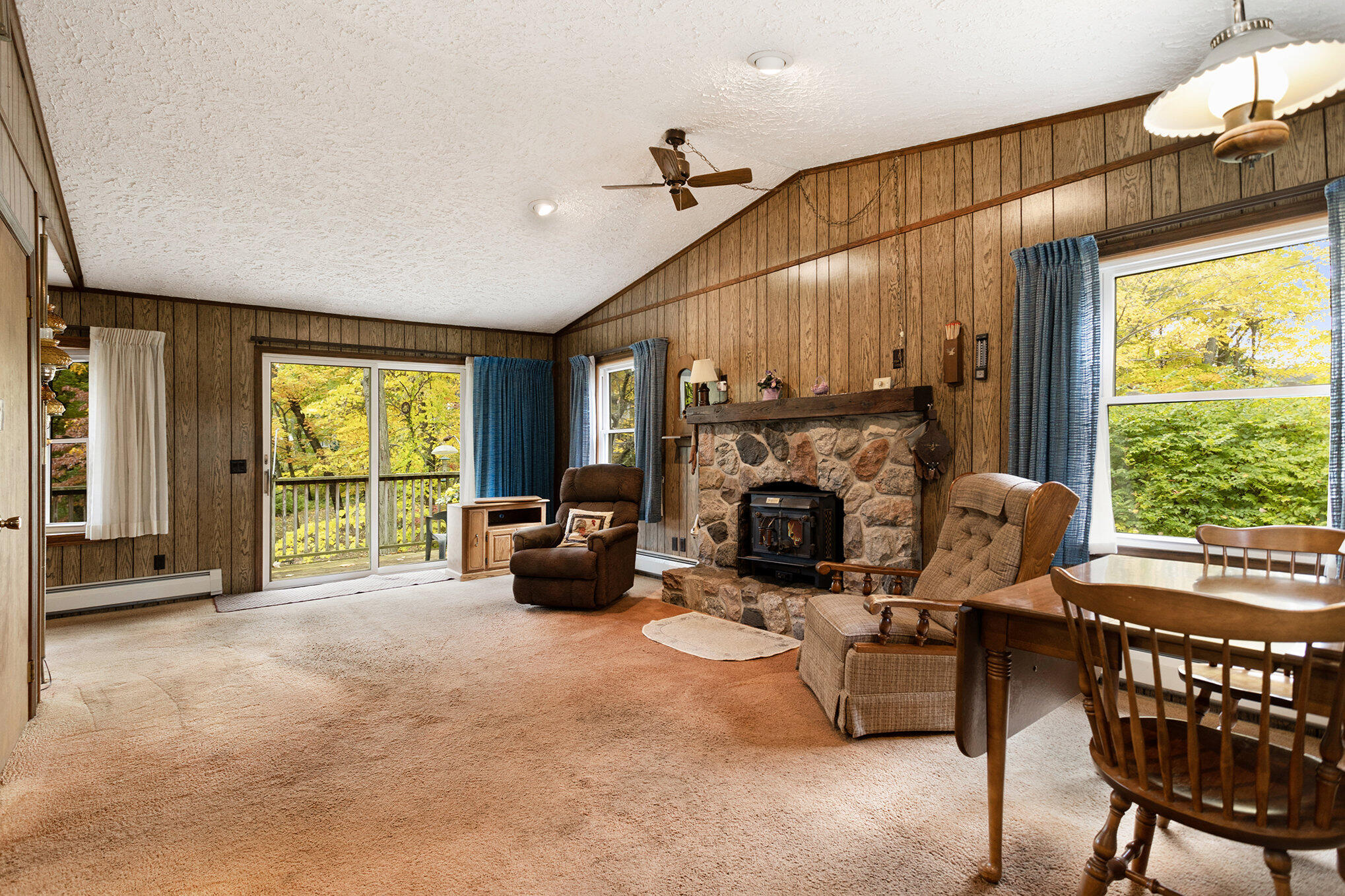 003_1025_schuring_rd_portage_mi_49024-11