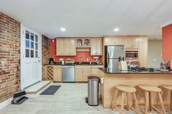 $1,299,000 | 26 Dartmouth Street, Unit 1, Boston, MA 02116