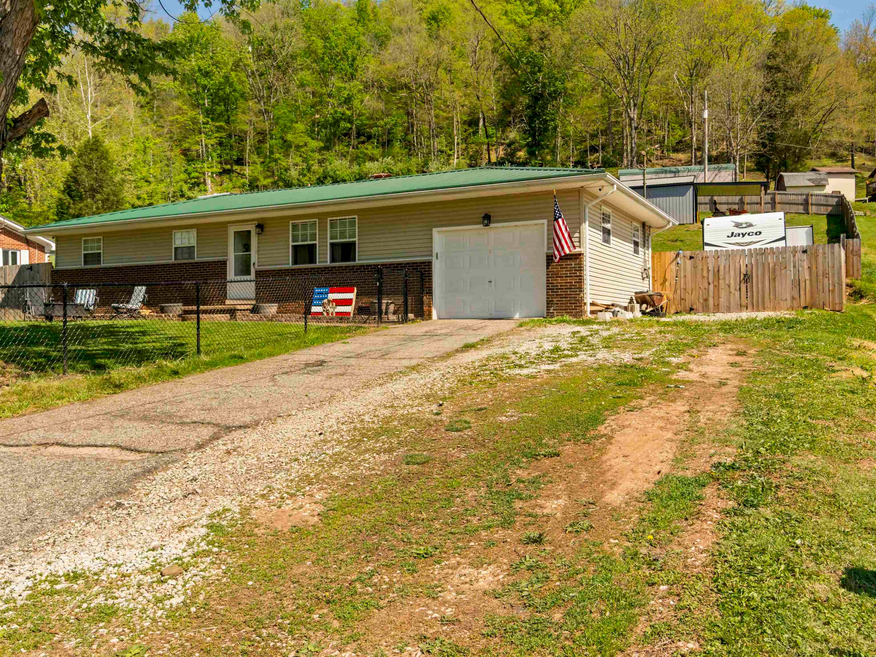 1817 Beech Fork Road Lavalette, WV 25535 - Photo 30 of 32 Gallery Image 30