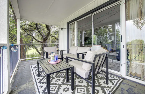 $649,995 | 428 Seawind Street, Lakeway, TX 78734