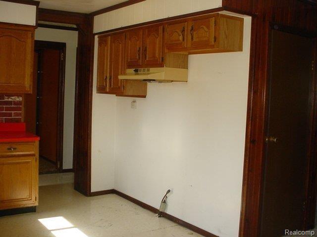 3461 Thomas Road Oxford, MI 48371 - Photo 12 of 22 261-910830 - KITCHEN2.JPG