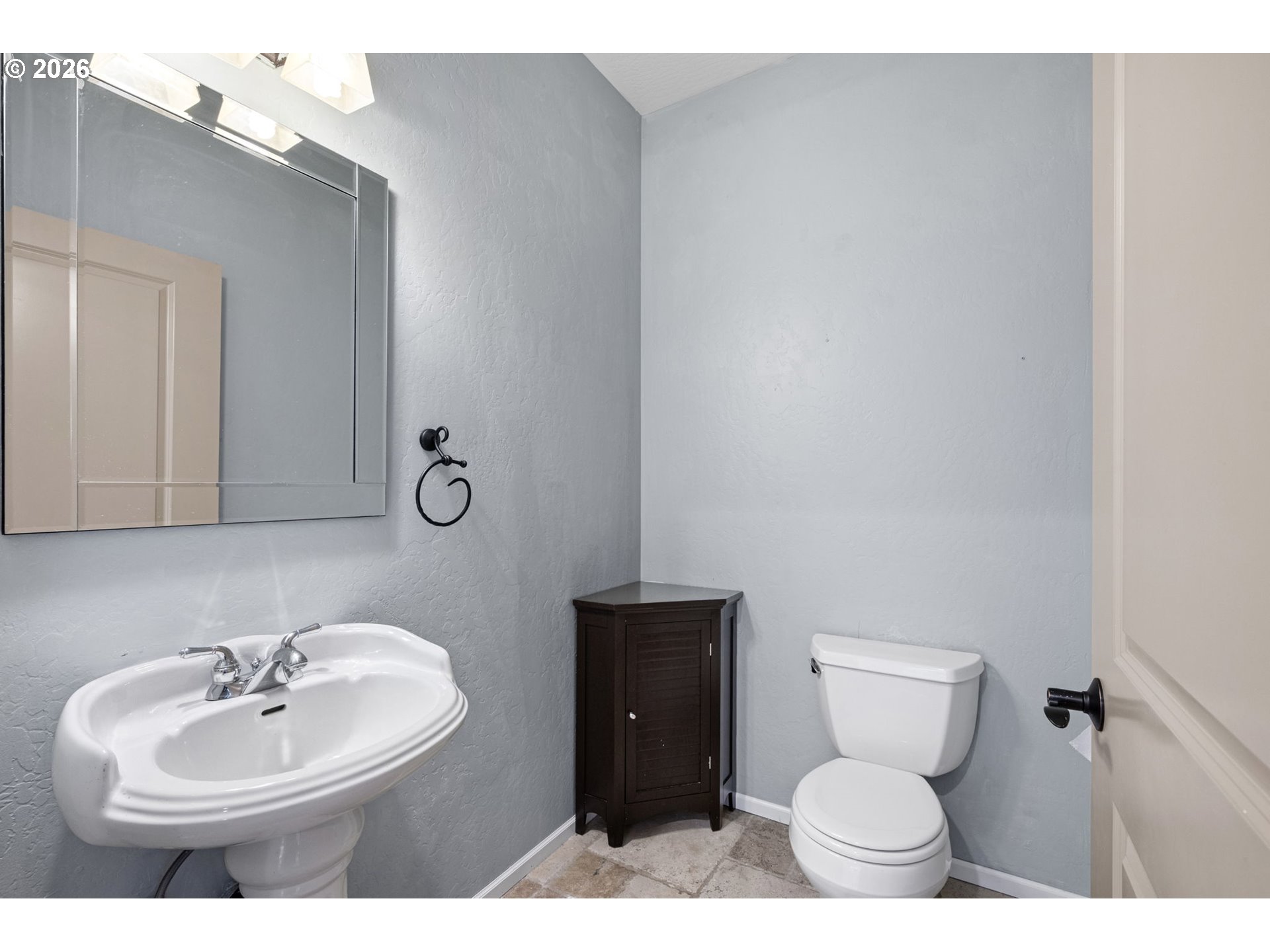 962 T Street Springfield, OR 97477 - Photo 16 of 48