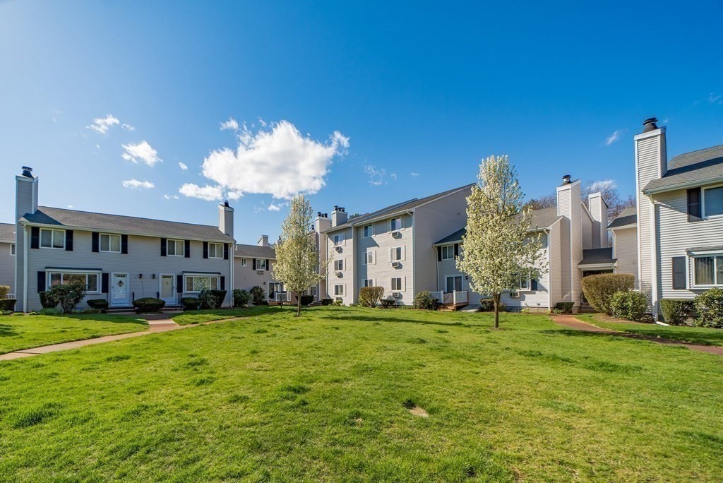 10 Erick Road, Unit 50 Mansfield, MA 02048 - Photo 2 of 31 Gallery Image 2
