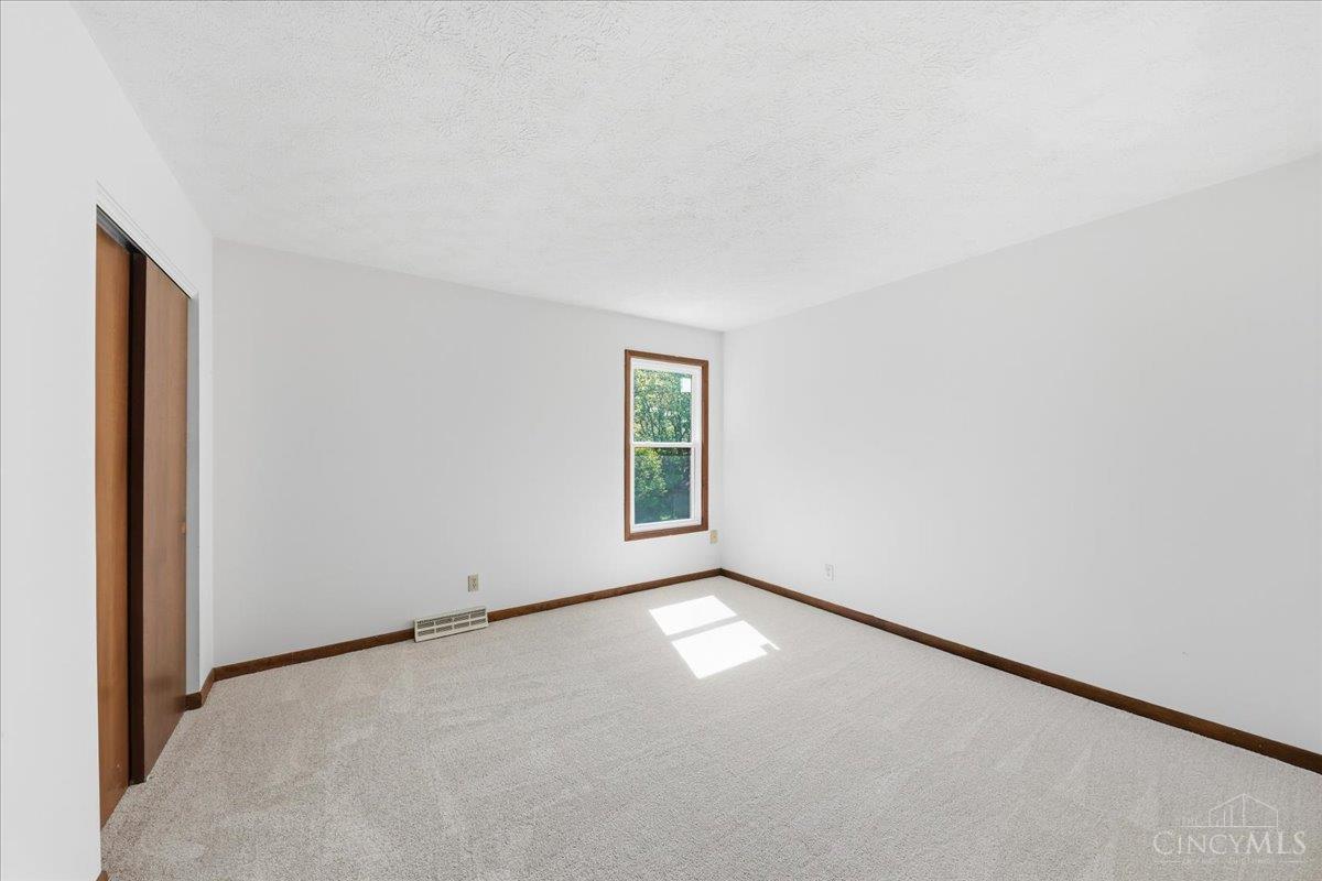 12130 Snider Road Cincinnati, OH 45249 - Photo 36 of 47
