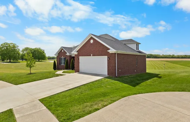$550,000 | 104 Sherinton Place, Hopkinsville, KY 42240