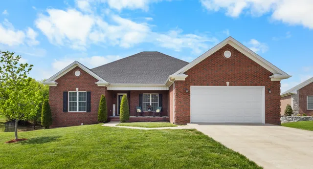 $550,000 | 104 Sherinton Place, Hopkinsville, KY 42240