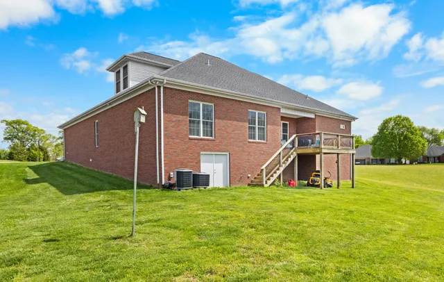 $560,000 | 104 Sherinton Place, Hopkinsville, KY 42240