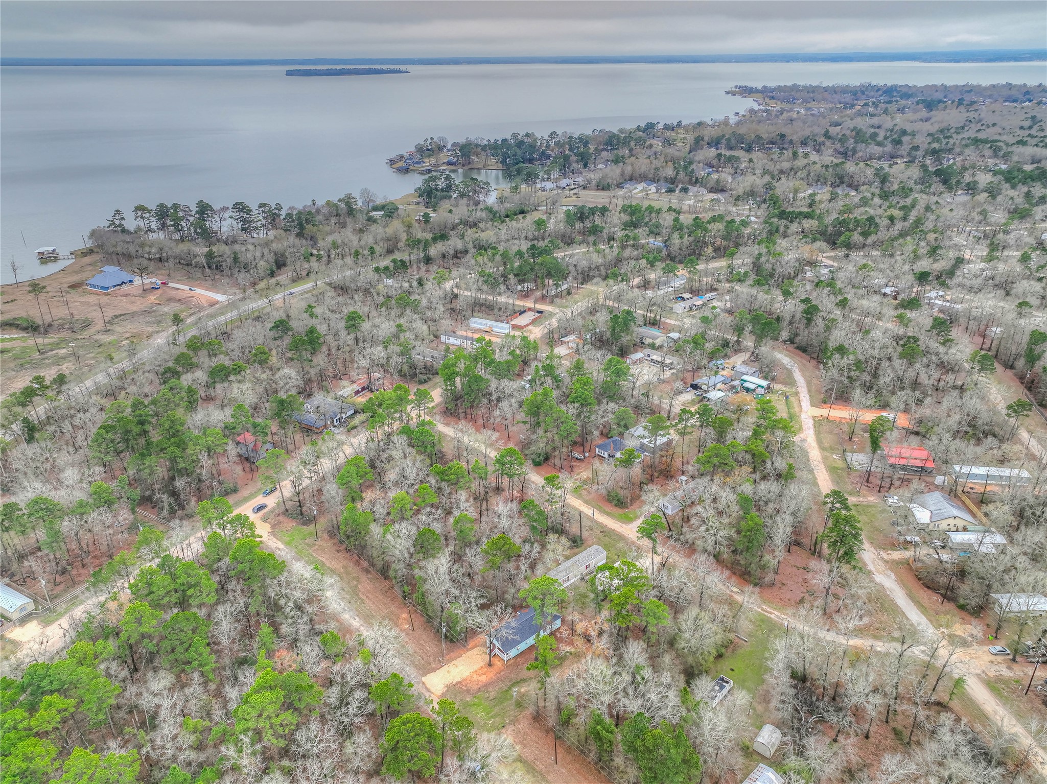 161 Evergreen Livingston, TX 77351 - Photo 32 of 34 Only a minute from the Lake.