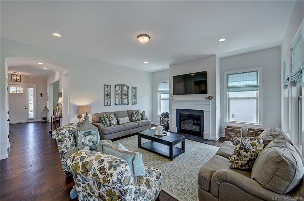 1306 Freshwater Drive Fort Mill, SC 29708 - Photo 9 of 44 Gallery Image 9