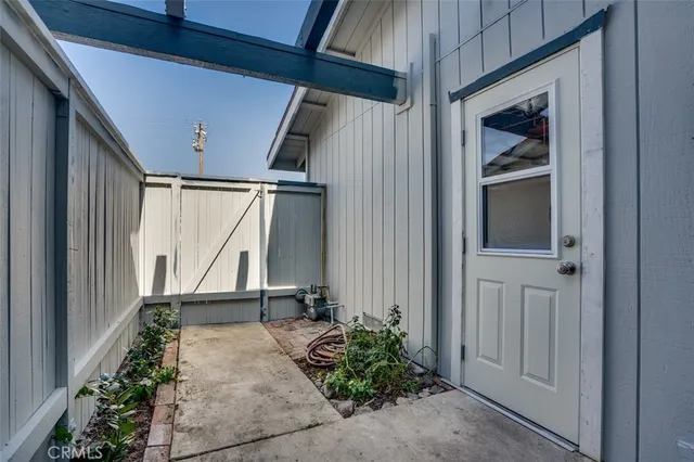 $725,000 | 16734 Algonquin Street, Unit 6, Huntington Beach, CA 92649