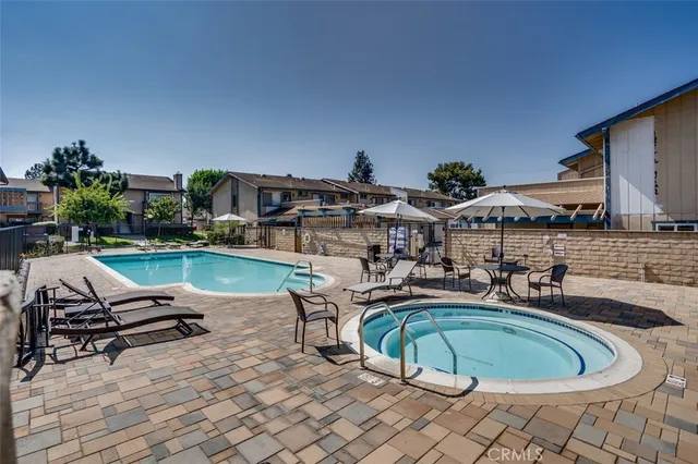 $725,000 | 16734 Algonquin Street, Unit 6, Huntington Beach, CA 92649