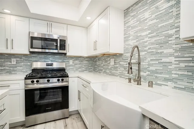 $725,000 | 16734 Algonquin Street, Unit 6, Huntington Beach, CA 92649