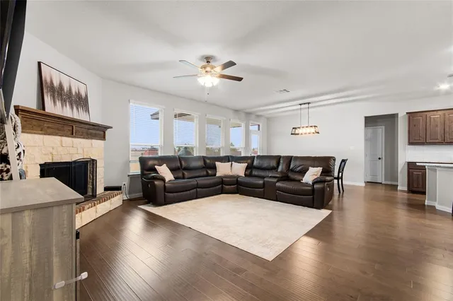 $440,000 | 2517 Southern Oak Trail, Terrell, TX 75161